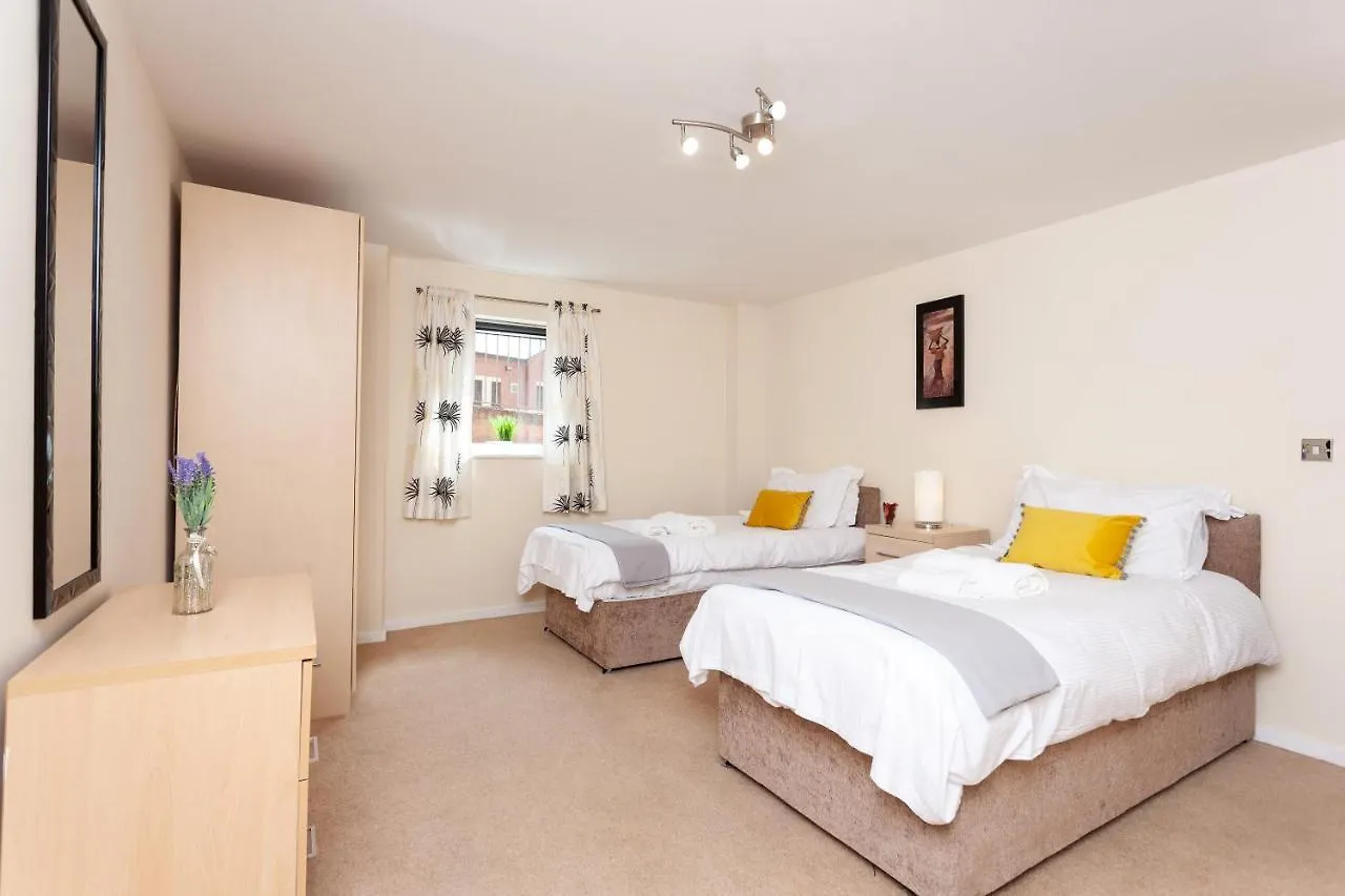 Apartment Oakstays Newcastle Gem